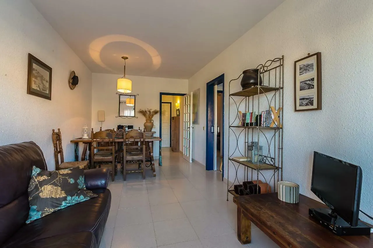 Aj-7 Calella De Palafrugell, 4 Pax Appartement Spanje